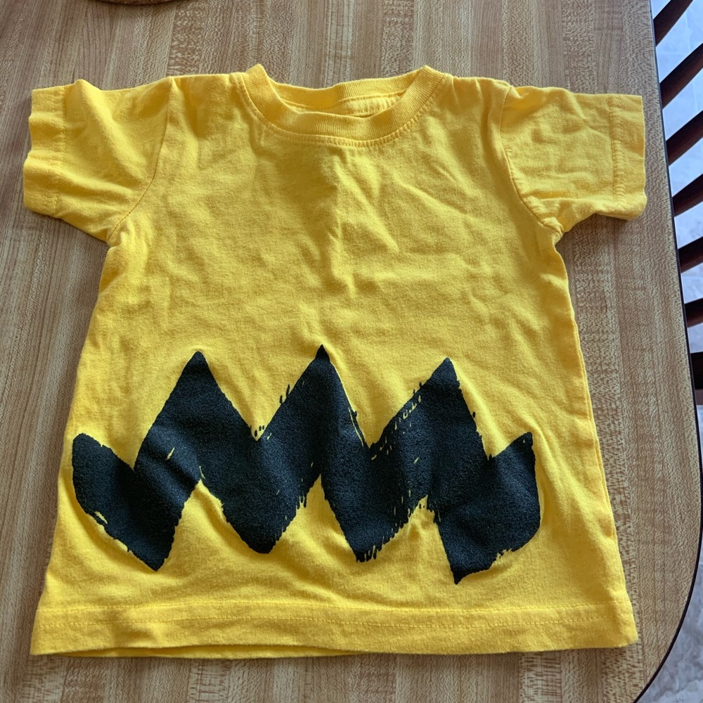 Charlie Brown 12M T-shirt